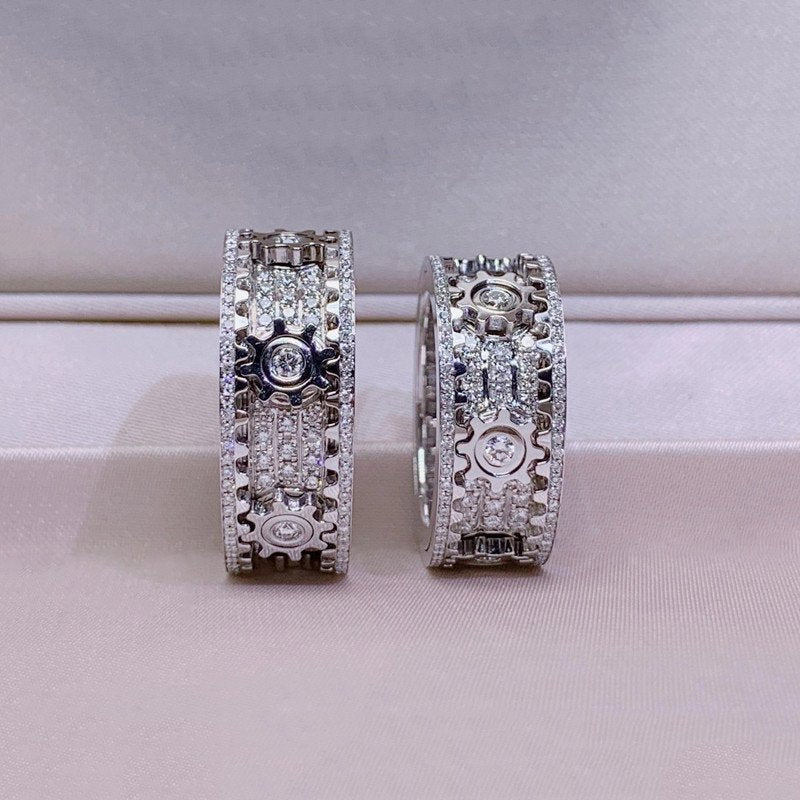 GEAR DIAMOND RING