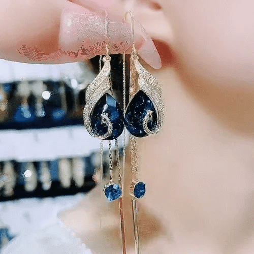 ❤️The Best Valentines Day Gifts For Her - Golden Peacock Drop Earrings