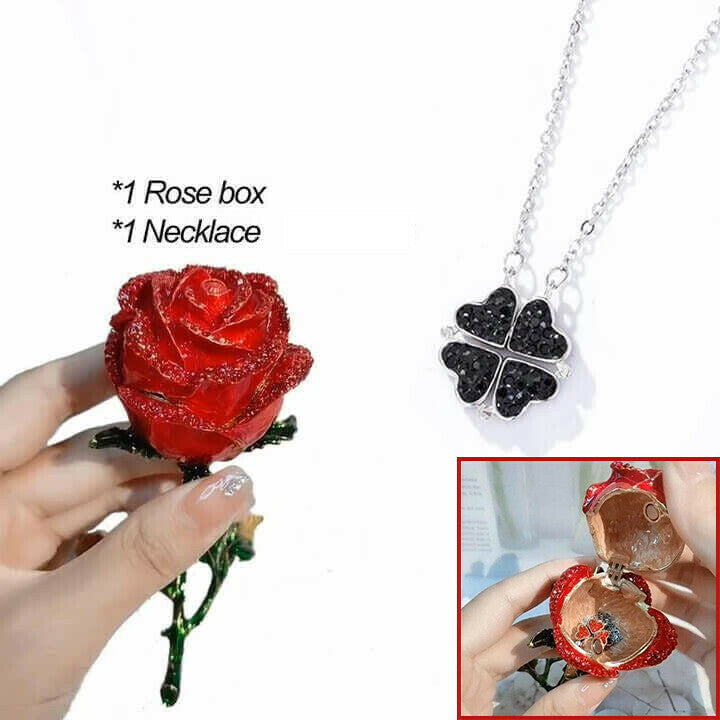 Four Leaf Heart Shape Necklace