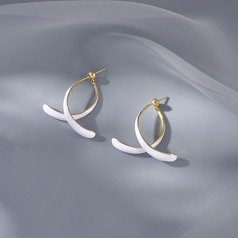 Cross Curved Earrings