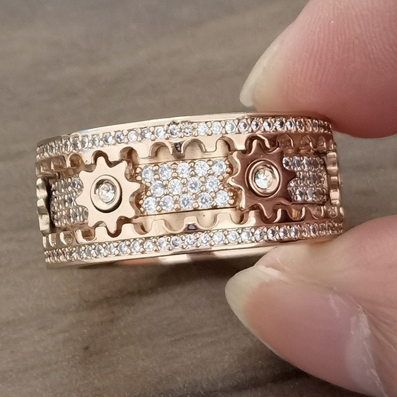 GEAR DIAMOND RING