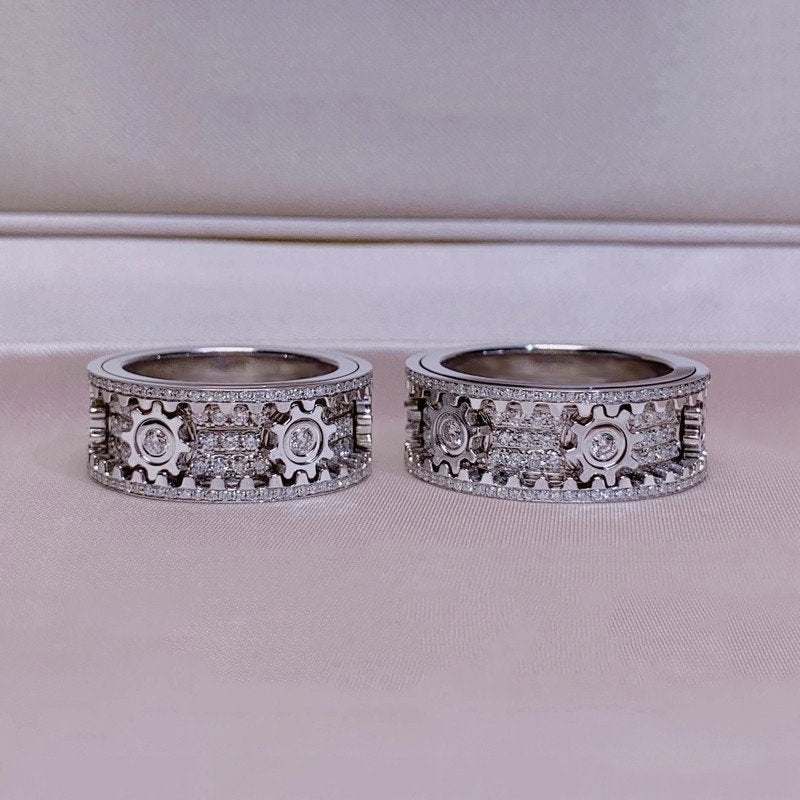 GEAR DIAMOND RING