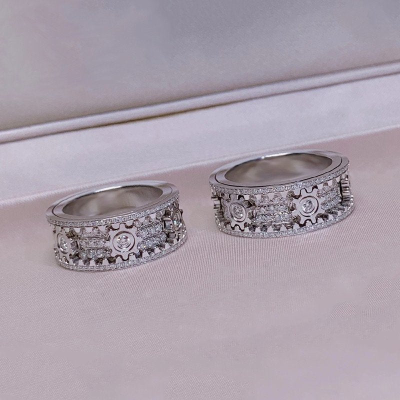 GEAR DIAMOND RING