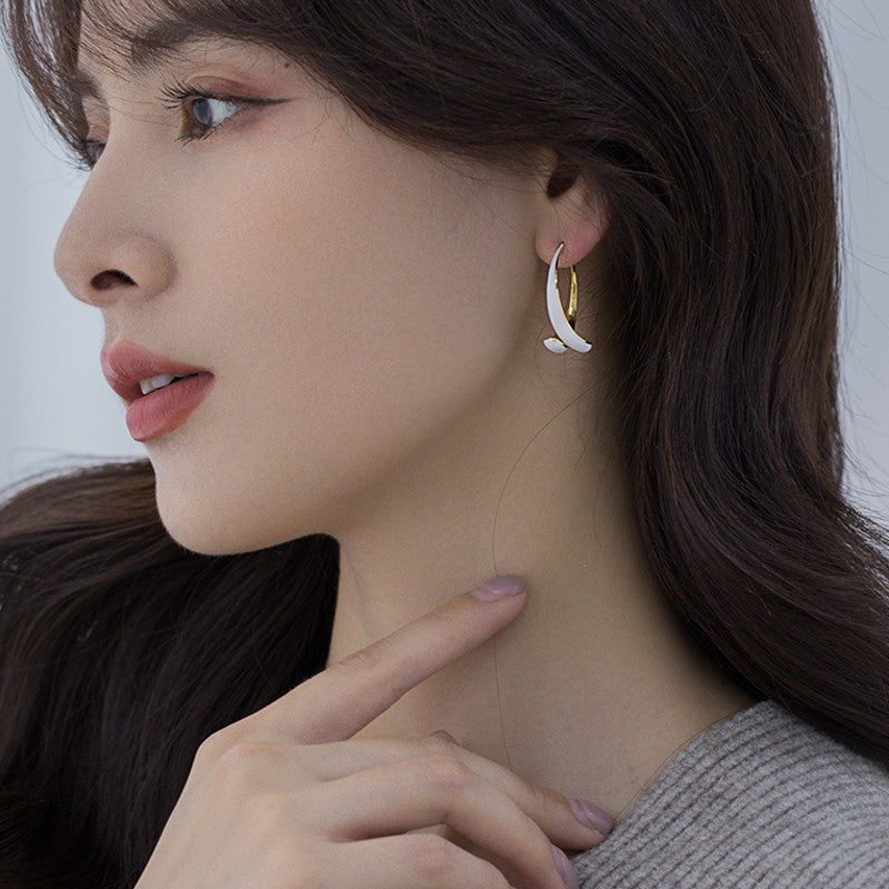 Cross Curved Earrings