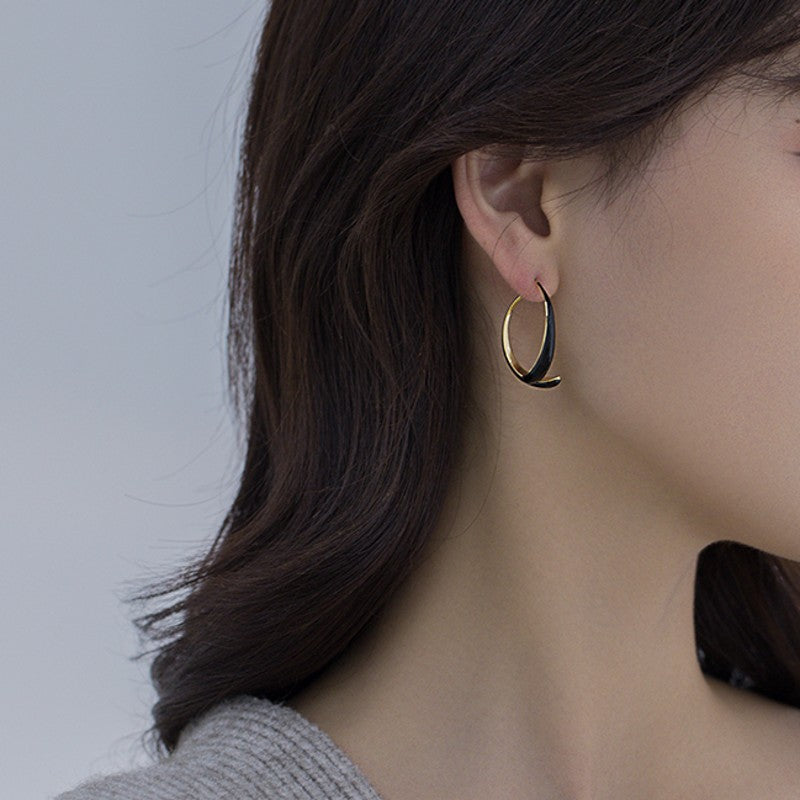 Cross Curved Earrings