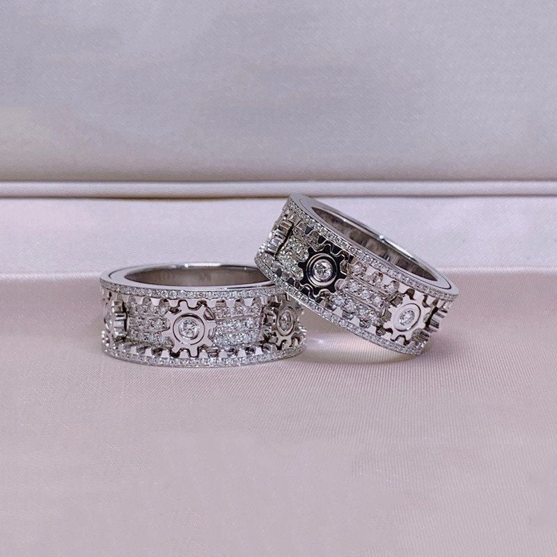 GEAR DIAMOND RING
