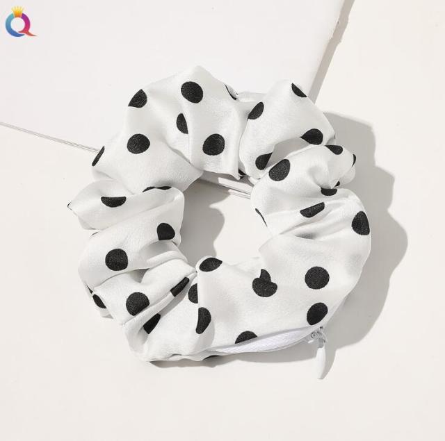 Scrunchie Purse 2 0
