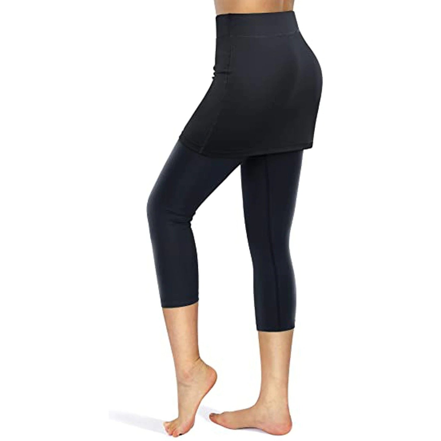 SKIRTED CAPRIS